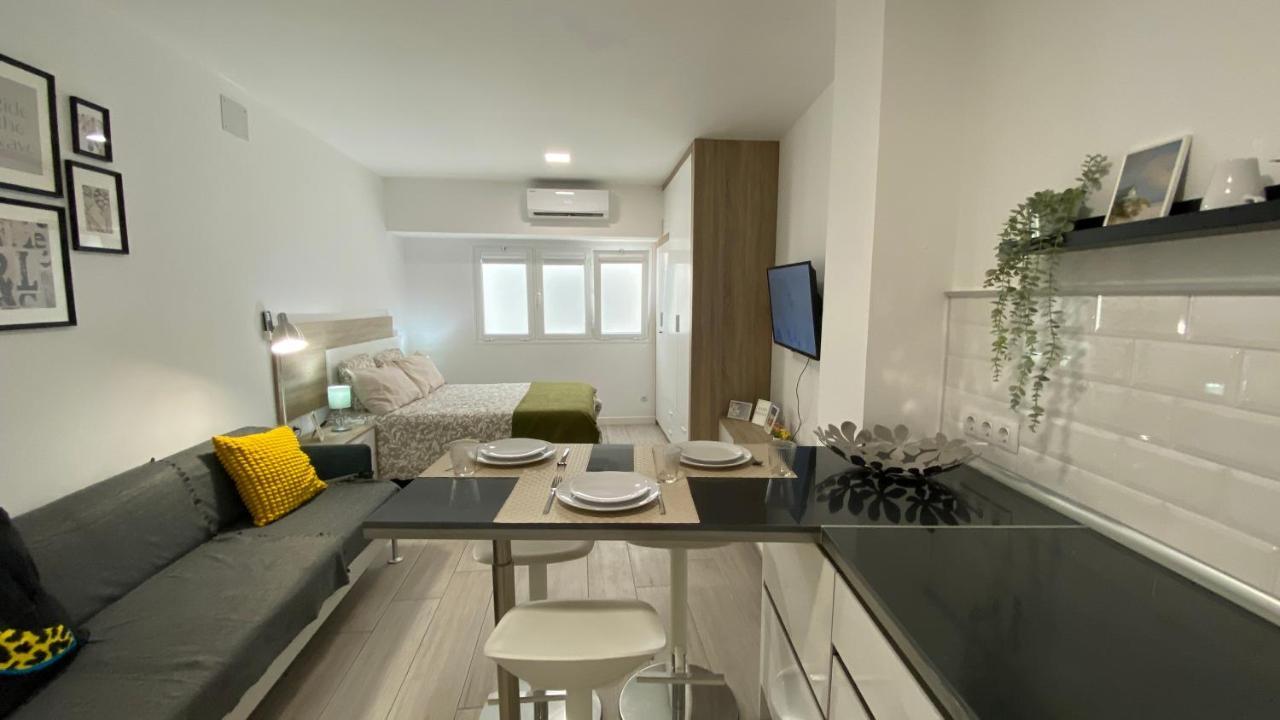 Studio In Las Canteras Beach Las Palmas Buitenkant foto